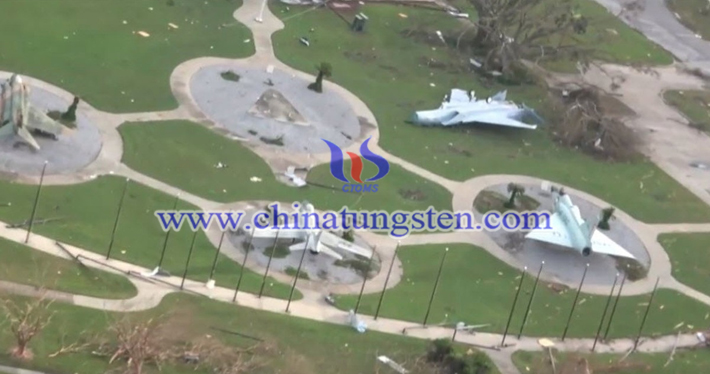 F-22 Raptors in the eye of hurricane Michael have been damaged picture