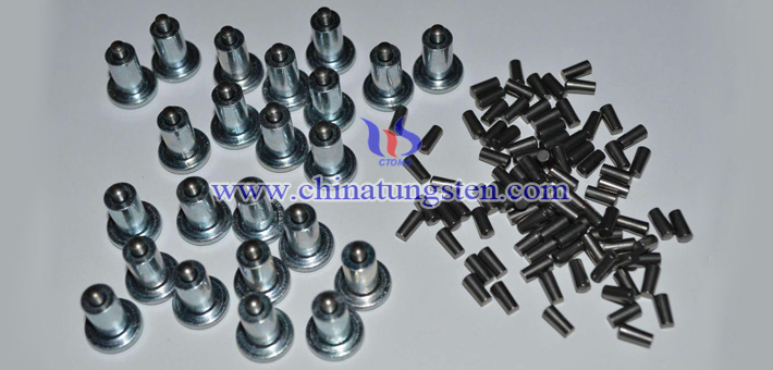 tungsten carbide studs picture